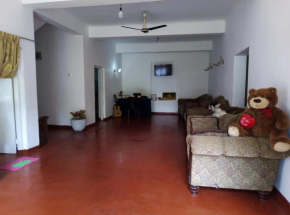 White House Hostel